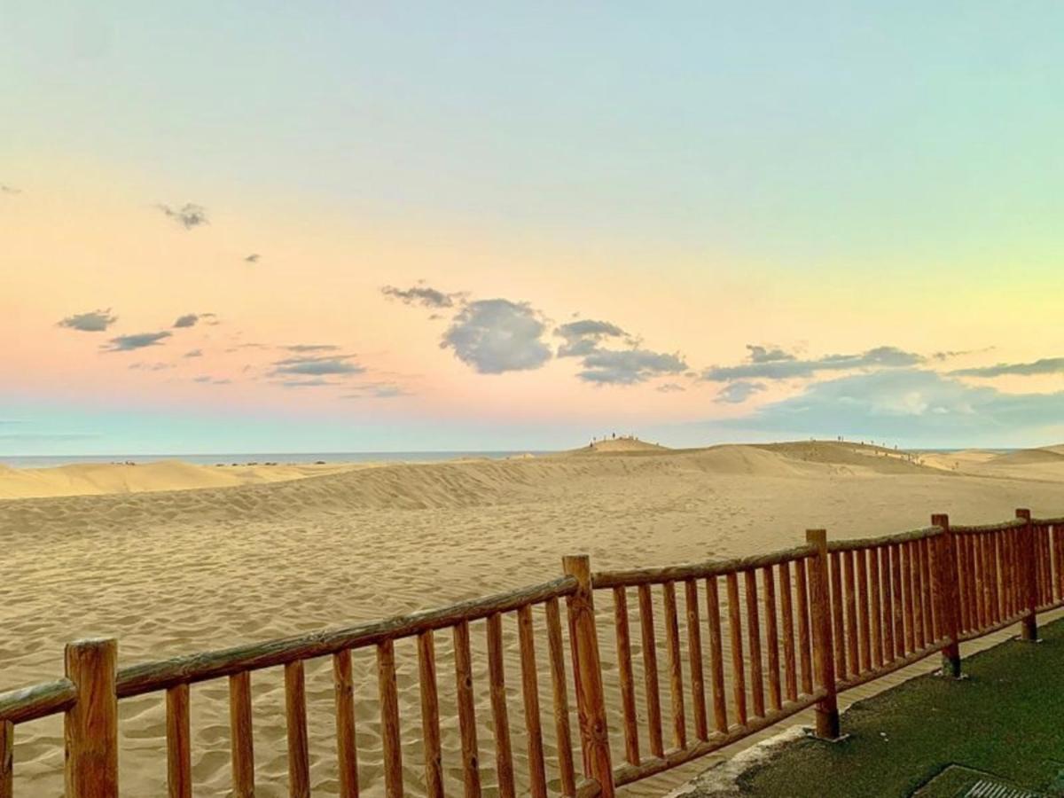 Las Dunas De Maspalomas Y El Mar A Un Paso San Bartolome Bagian luar foto